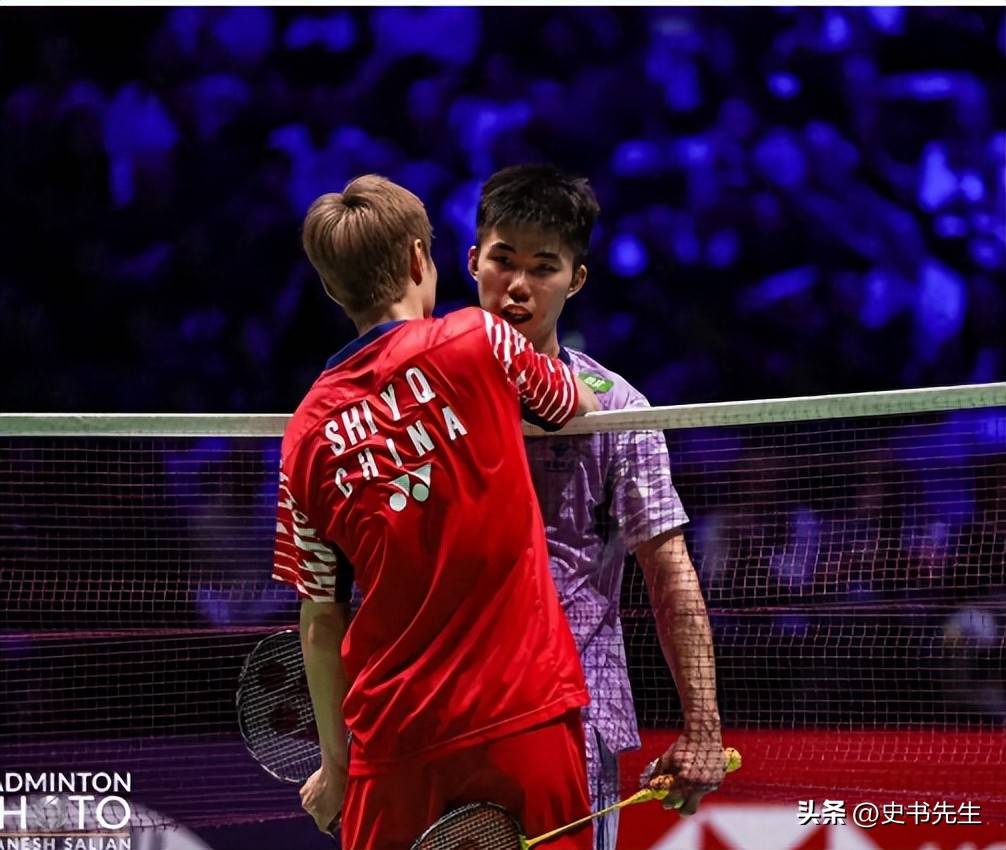 保守却成了 保守却成了