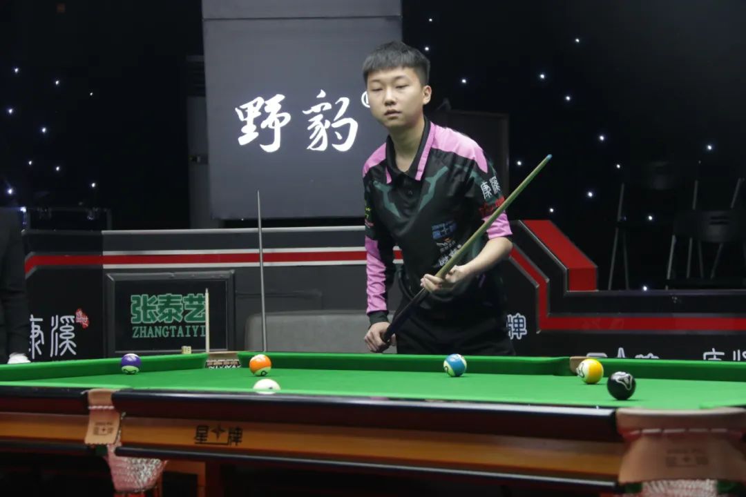 坛中场人才 坛中场人才