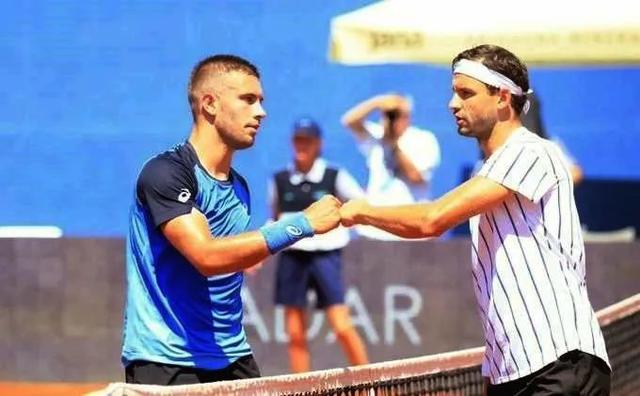 比赛中都发 比赛中都发