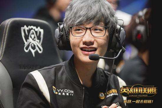 赛场上稳定 赛场上稳定