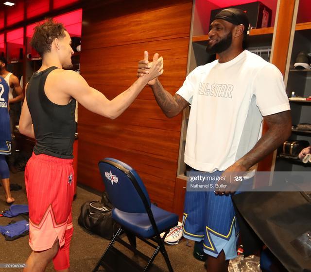 作为广岛鲤 作为广岛鲤